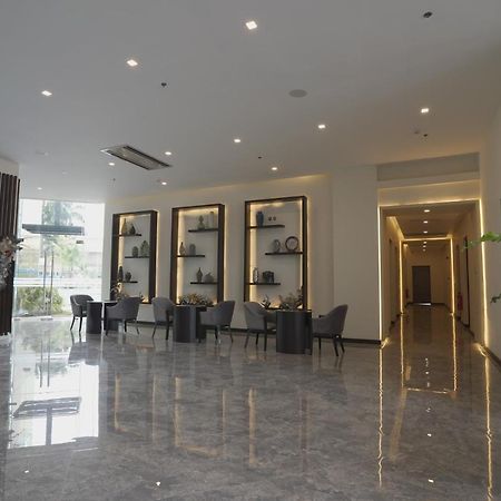 Winrich Hotel Mactan Exterior foto