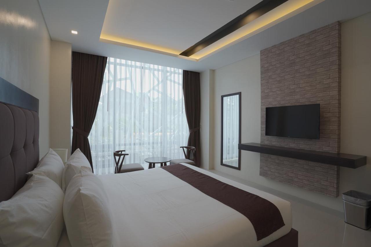 Winrich Hotel Mactan Exterior foto