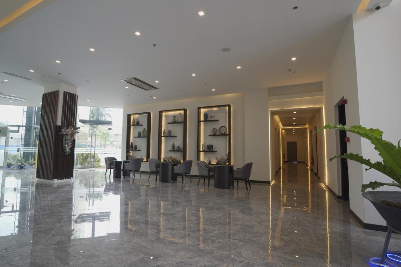 Winrich Hotel Mactan Exterior foto