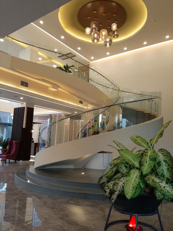 Winrich Hotel Mactan Exterior foto